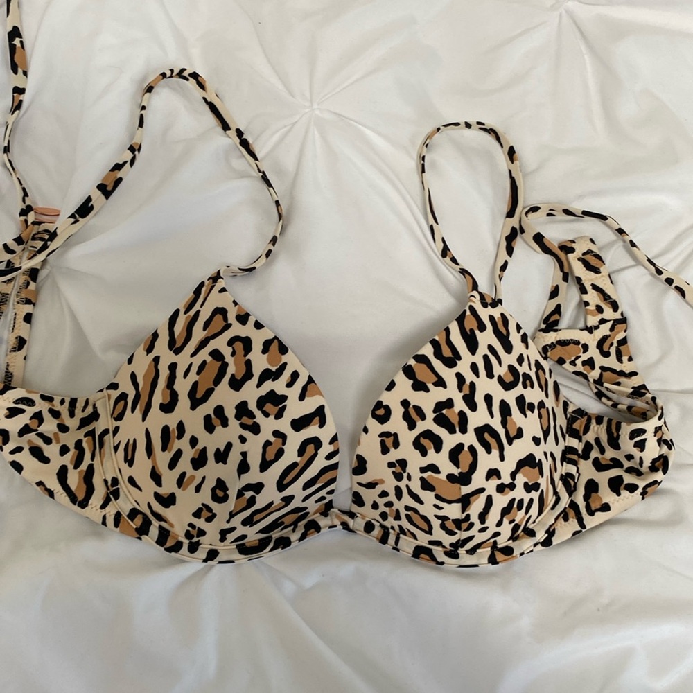 Shade & Shore cheetah print bikini top